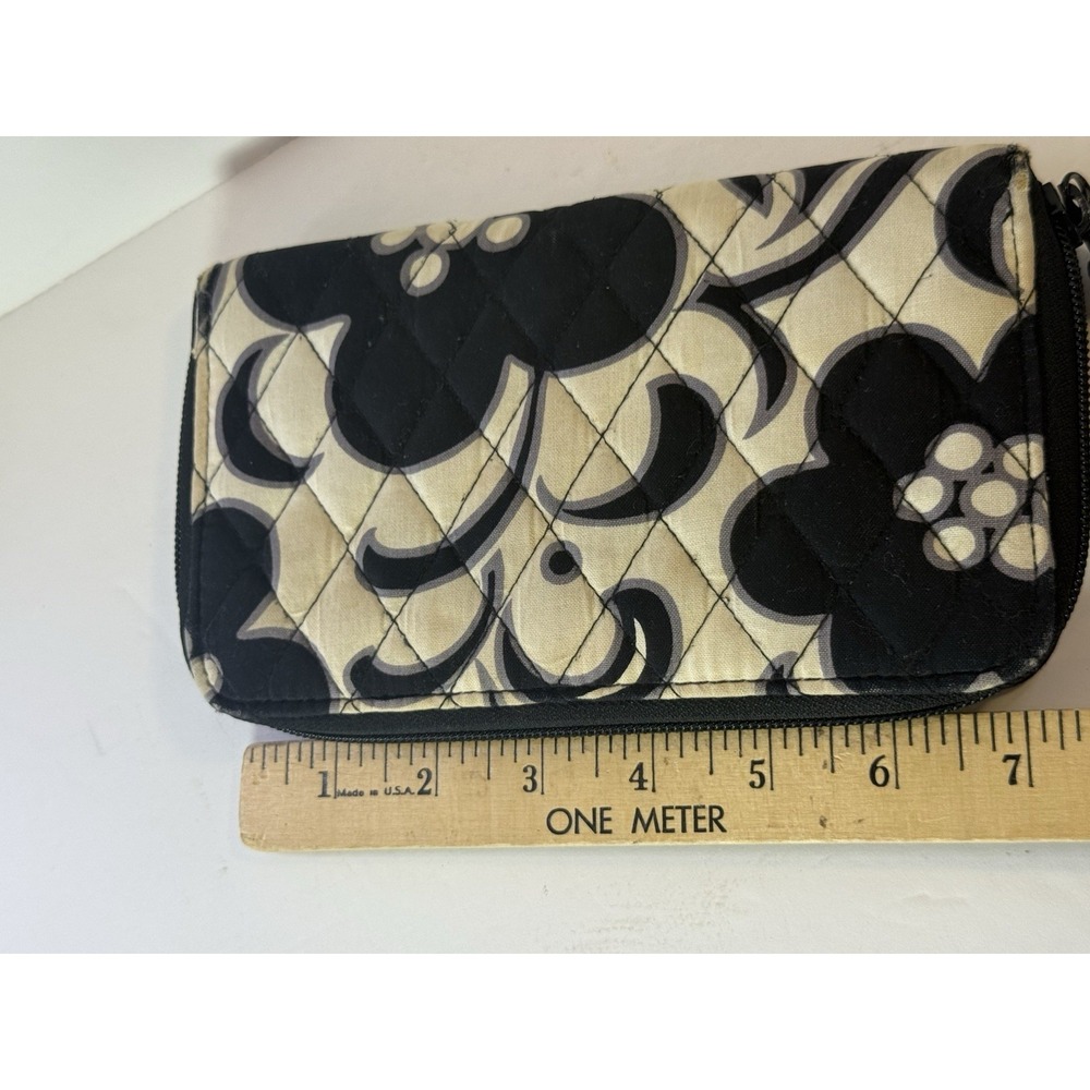 Vera Bradley Night and Day Quilted Zip Around Accordion Wallet 7.5" x 4.5" - Picture 4 of 10